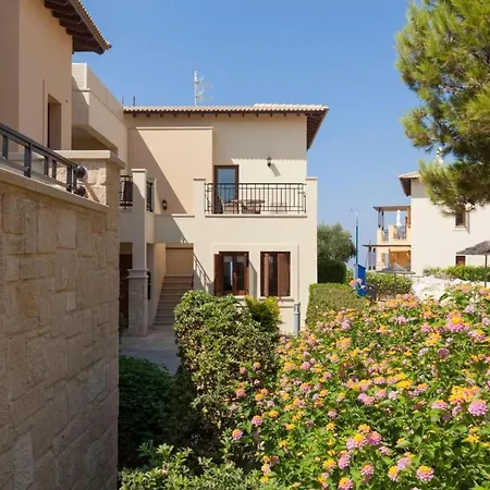 Theseus Village Cd03 דירה קוקליה